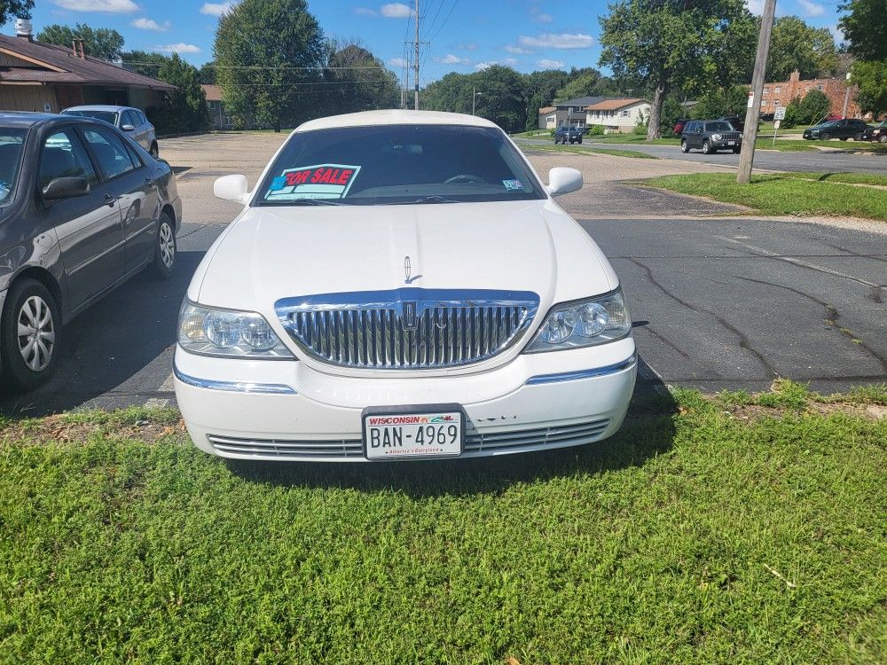 2006 Lincoln Town Car