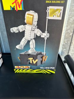 New  brick craft mtv moon  guy