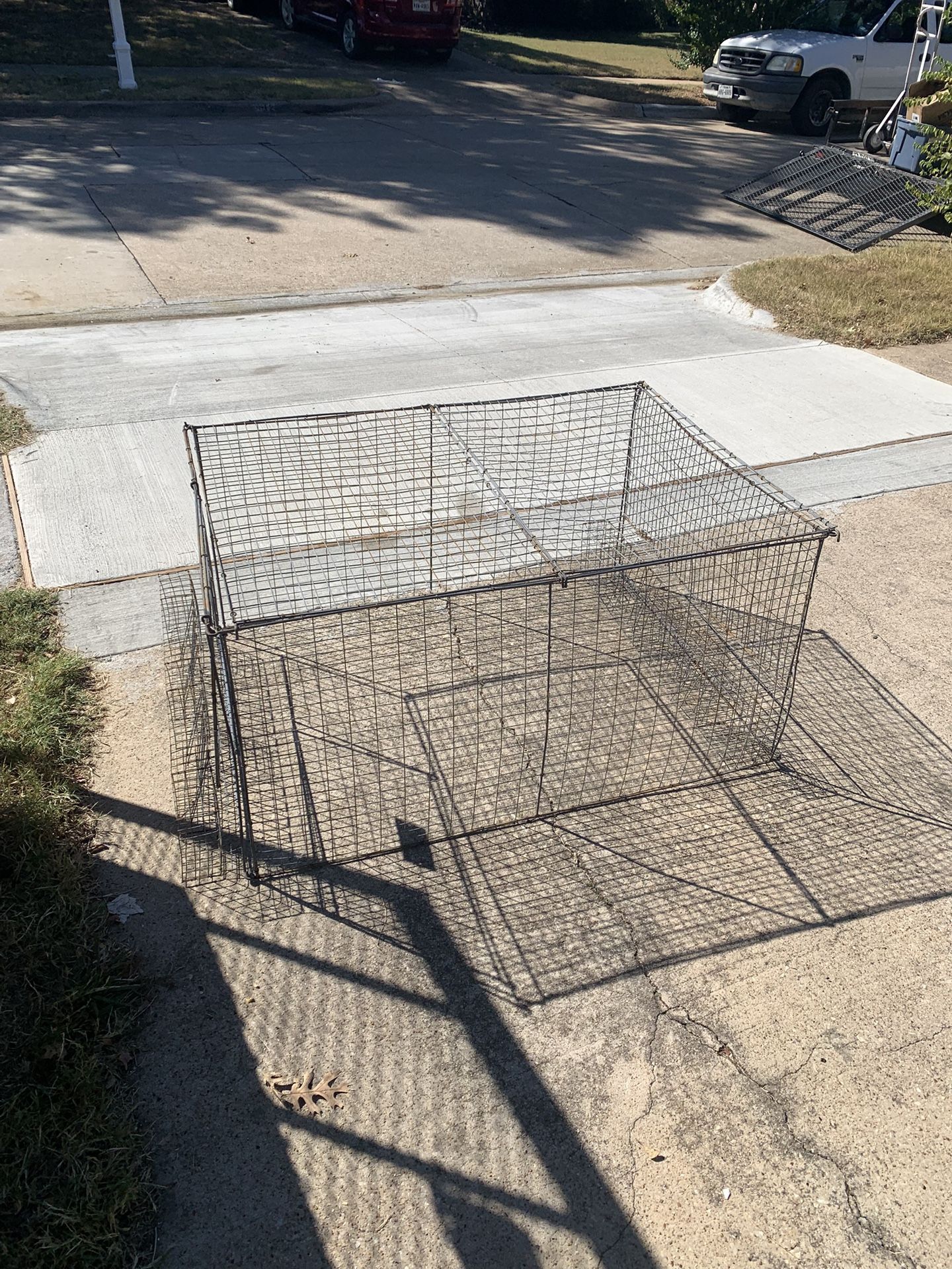 Large wire animal trap