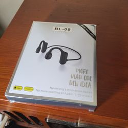 BL-09 Bluetooth 5.2 Bone Conduction Headphones IPX5 - Captain's Audio Treasure