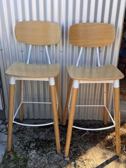 Modern Wooden Bar Stools