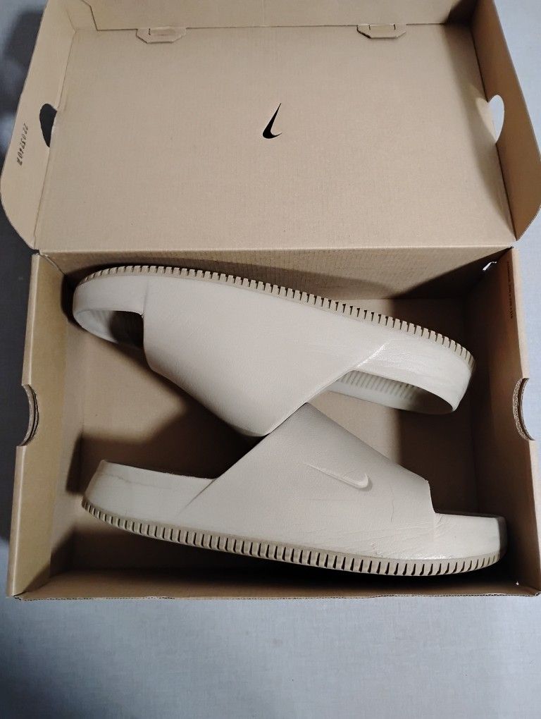 Nike Calm Slide
