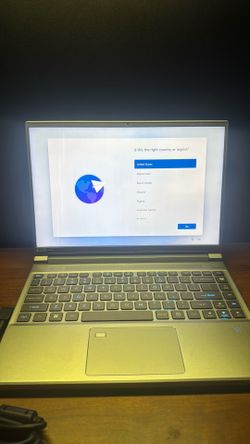Acer Predator 14” Silver Gaming Laptop 16GB 1TB NVIDIA GeForce RTX 4070