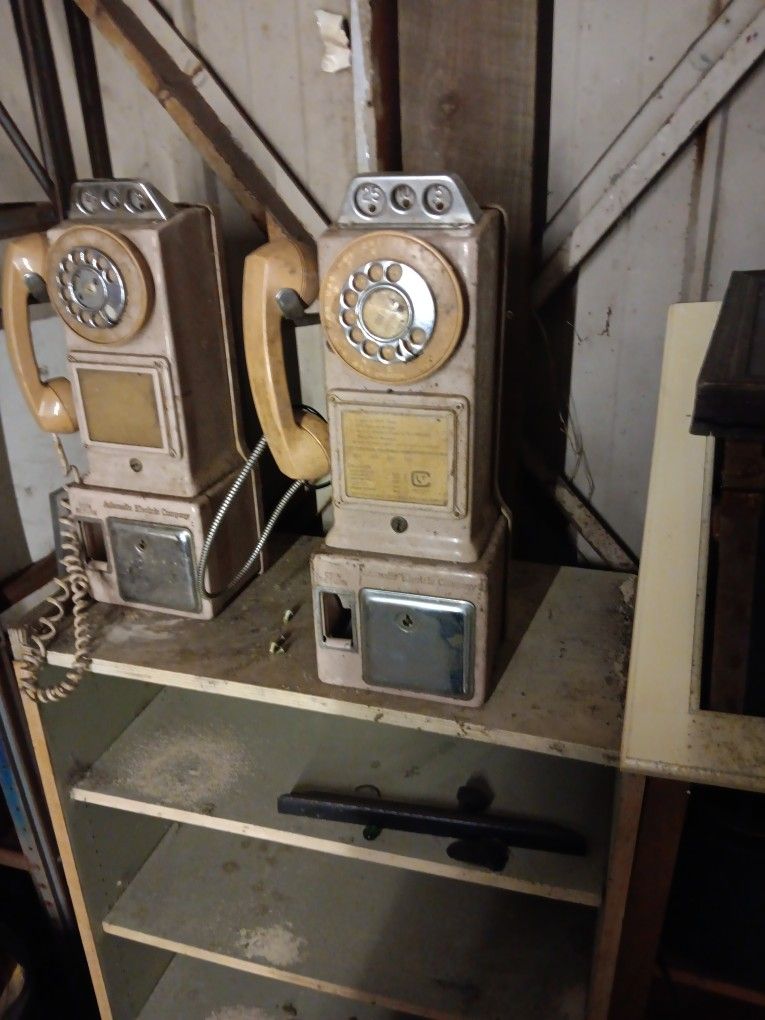 Man Cave Old School Pay Phone