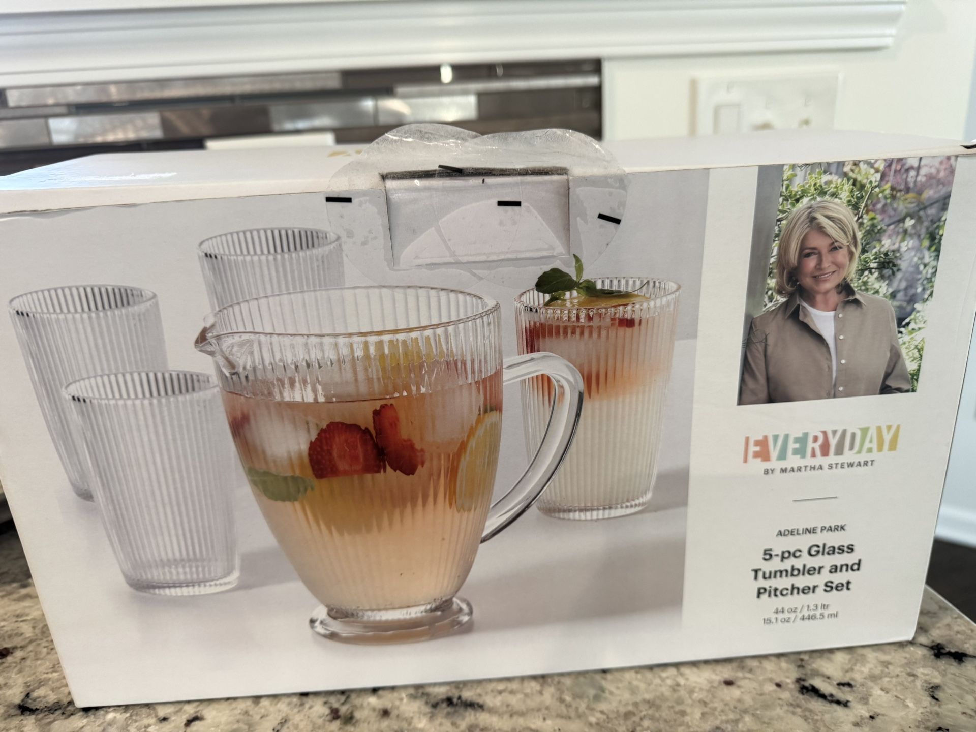 Pitcher And Glasss Set