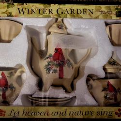 Lily Creek Winter Garden Cardinal Tea Set Tea Pot Sugar Creamer Cups Saucers

