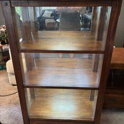 Solid Wood And Glass Display Shelves Lighted With Back Mirror