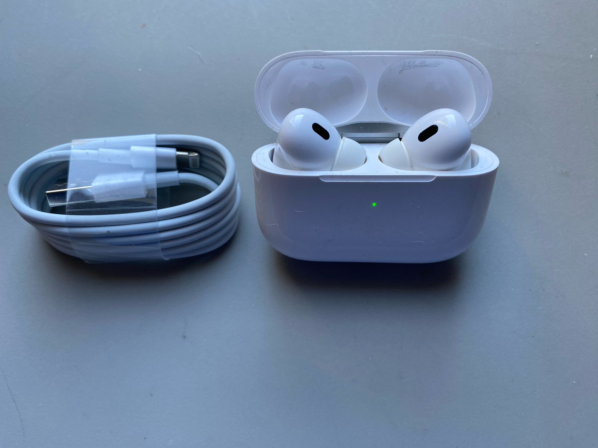 Apple AirPods Pro A2698 Wireless Earbuds