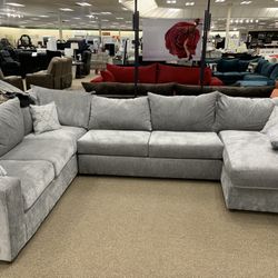 SECTIONALS RECLINER CHAIRS 699.99