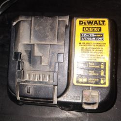 DeWalt 12v/20v (MAX) Power Tool Battery Charger DCB107 
