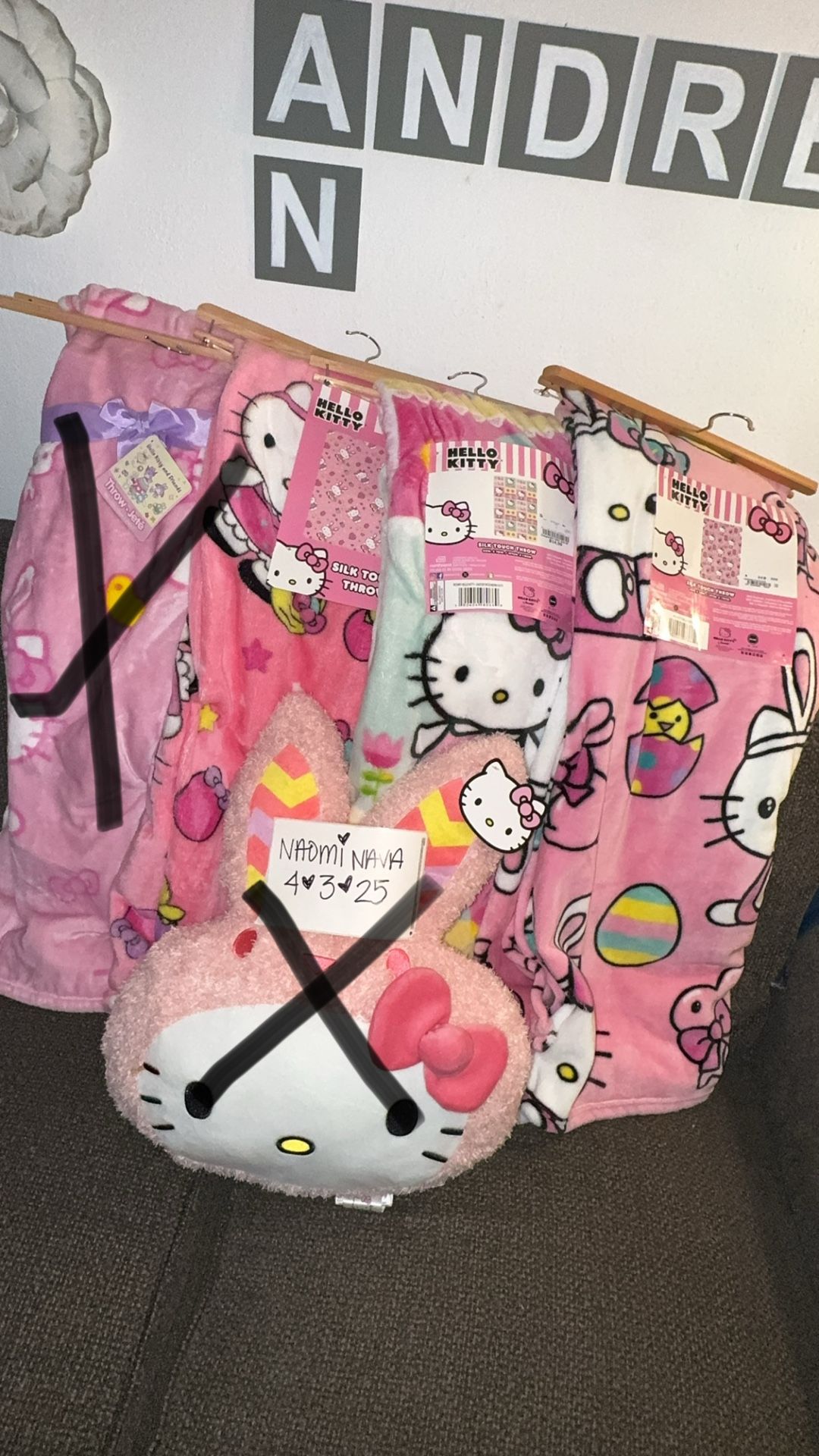 Easter Hello Kitty blankets