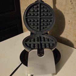 Oster Waffle Iron