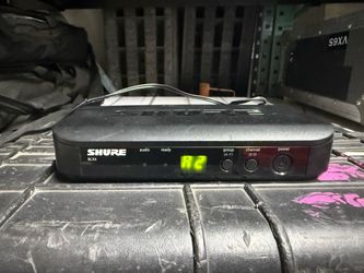 Shure BLX4