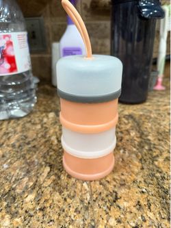Formula dispenser