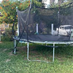Trampoline 
