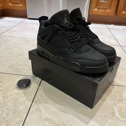  Air Jordan 4s Retro black Cats Size 12 