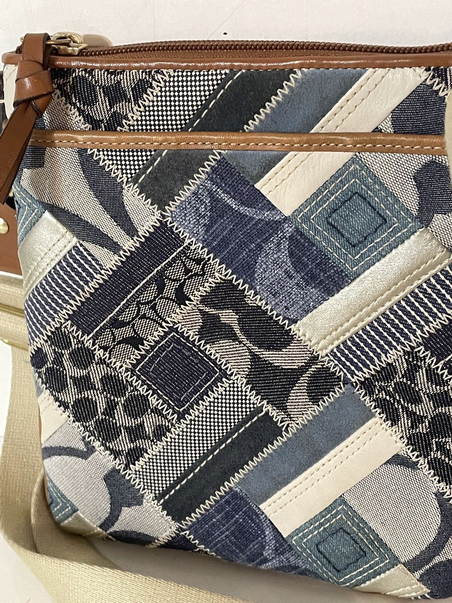 Cute Coach Crossbody