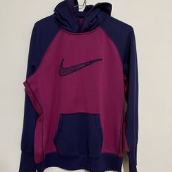 3 Nike Sweatshirts