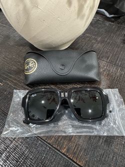 Ray Bans sunglasses