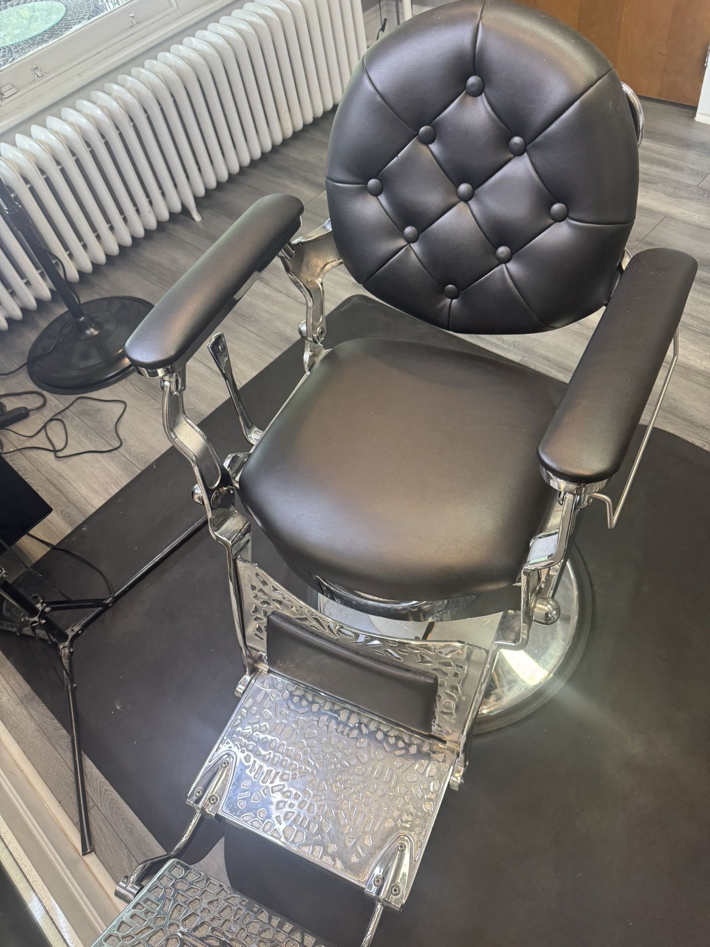 Barber Chair 
