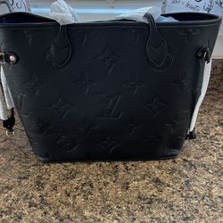 Black Purse