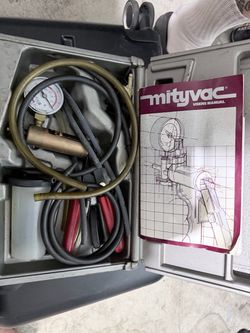 Mityvac Vacuum Pump Kit with Case