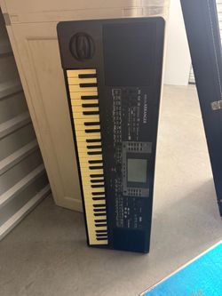 Korg  Arranger Keyboard