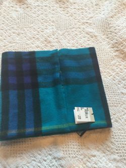 Burberry peridot blue check