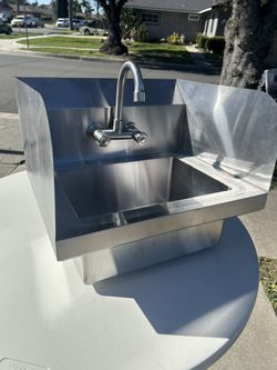 Commercial Hand Sink with Faucet and Side Splash, Stainless Steel Sink