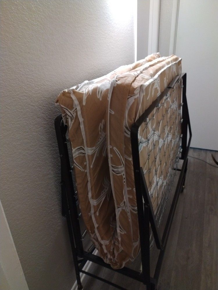 Folding Bed