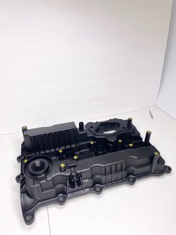 22400-2GGB0 Engine Valve Cover For Kia Optima Sonata Hyundai Santa Fe 2.0L 2.4L