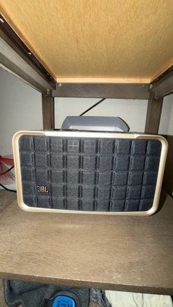 JBL AUTHENTICS 200