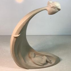 1980 AUSTIN PRODUCTIONS CERAMIC MOTHER & CHILD SCULPTURE