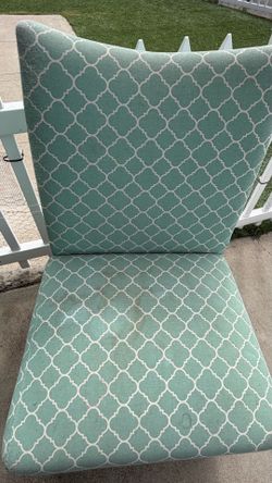 Accent chairs