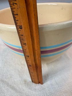 Two antique mixing bowls