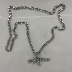 Moissanite Gun Chain