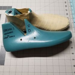 Size 9 Jordan 1 Shoe Last