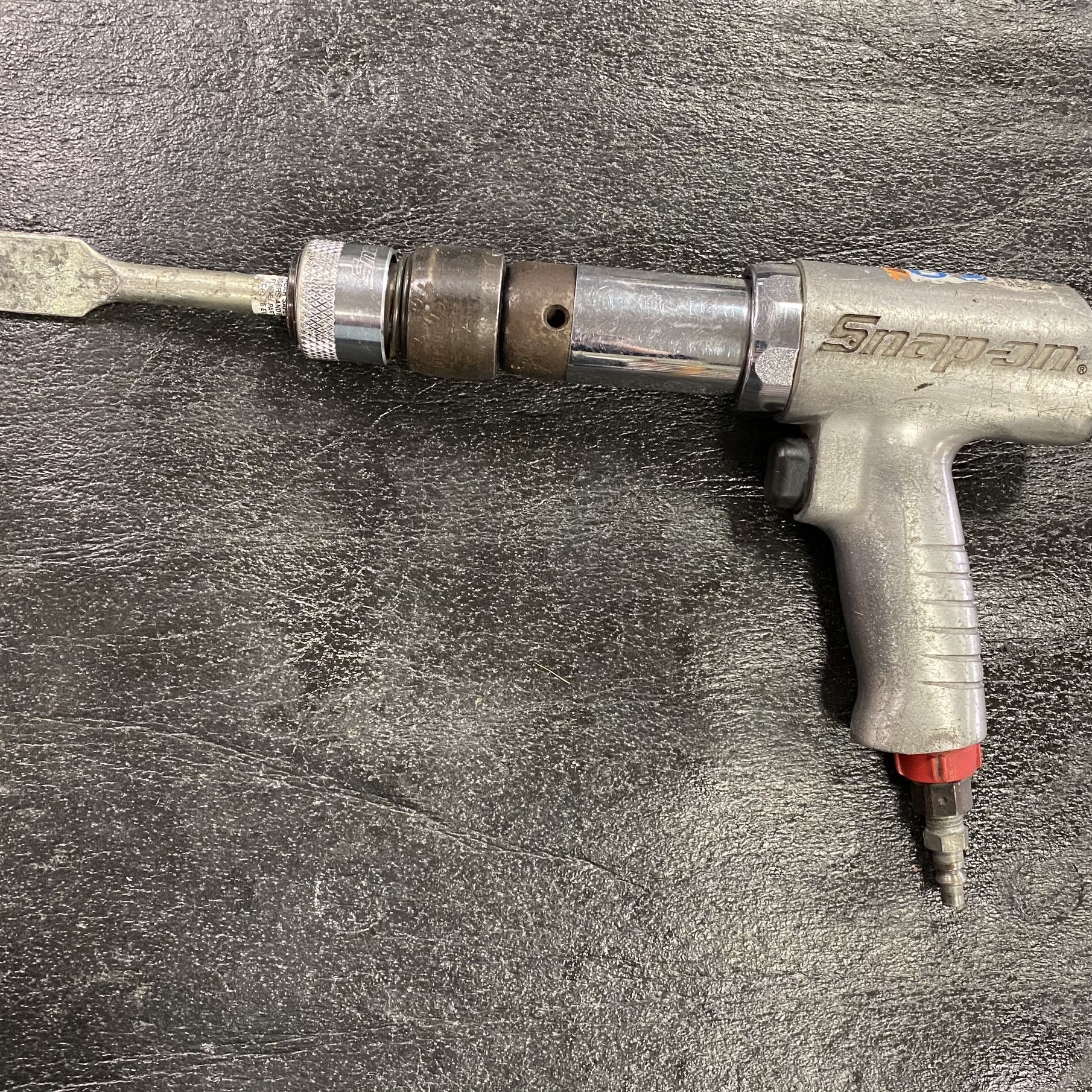 Snapon Super Heavy Duty Longreach PH3050 Pro. Air Hammer