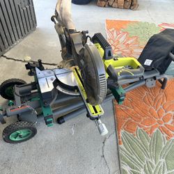 Ryobi Saw With Stand 