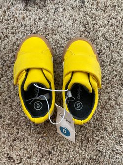 Toddler shoes