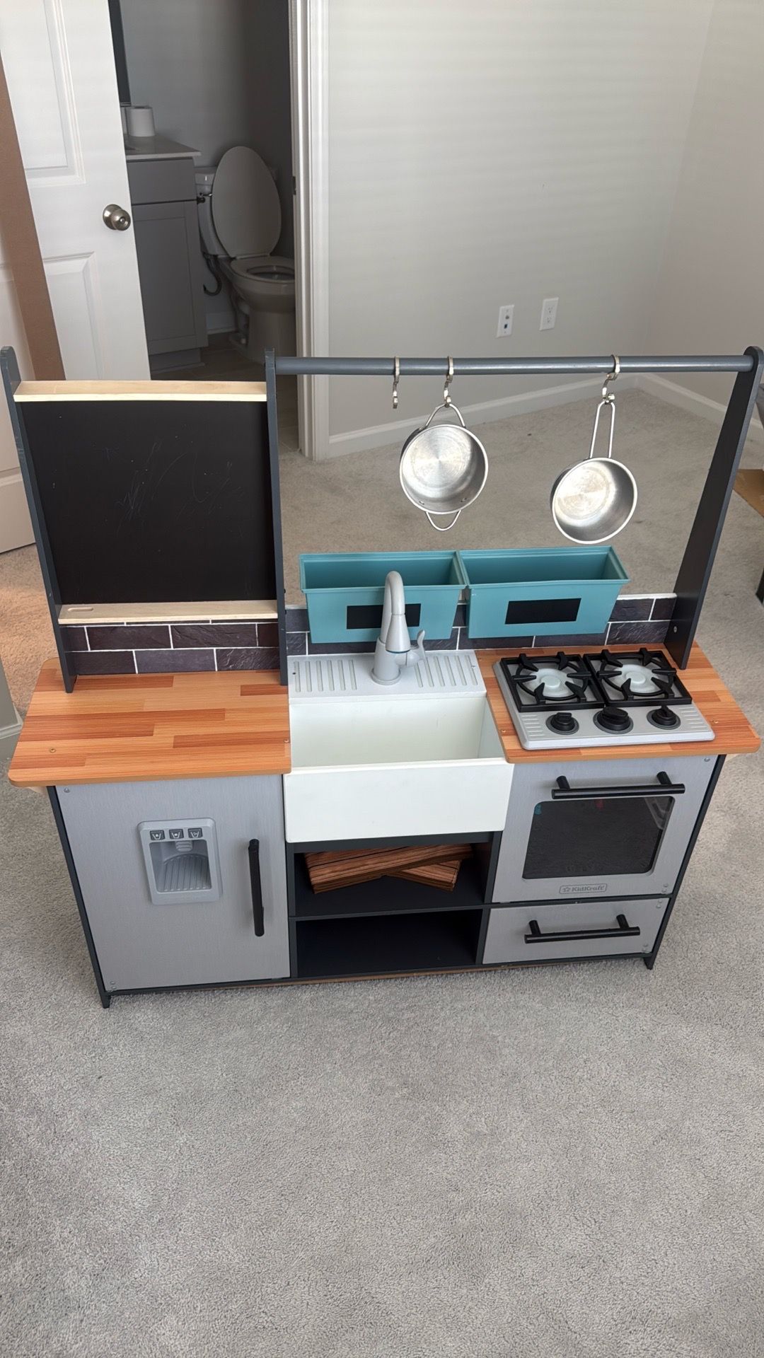 CHILD KITCHENETTE FOR SALE