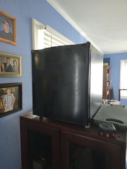Mini fridge