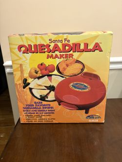 Santa Fe 12" Quesadilla Maker Salton QM2R-New Open Box