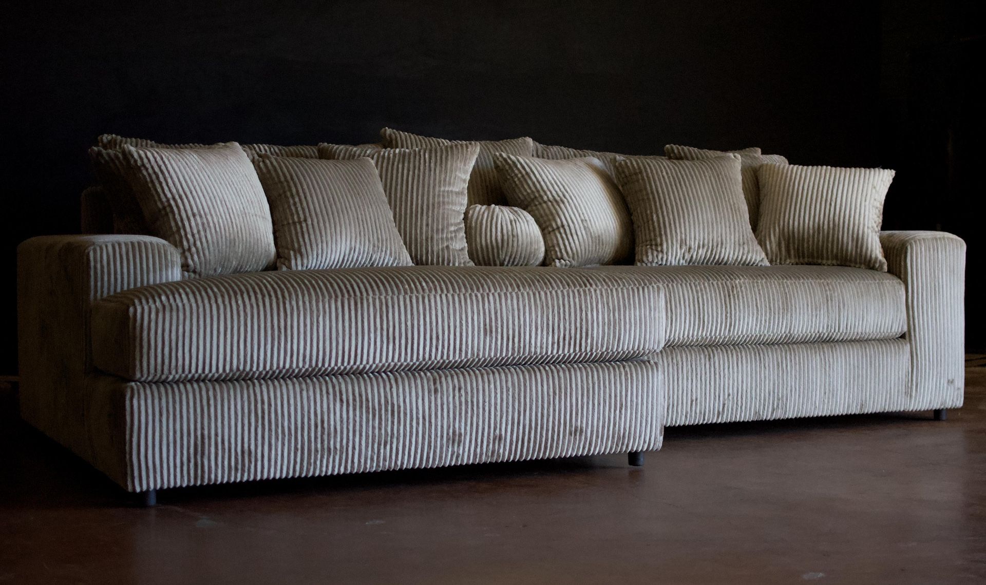 Sofa/couch/furniture