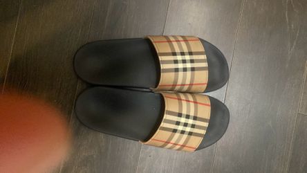 Burberry Men Slides 45