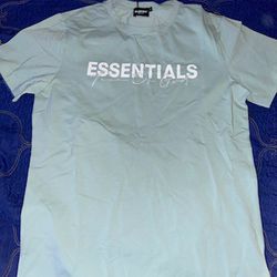 Essential T-shirt 