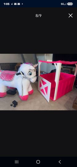 Unicorn Ride On with Barn