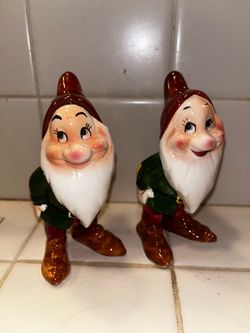 2x Vintage Disney Bashful Figurines