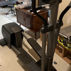 NordicTrack CX 938 Elliptical