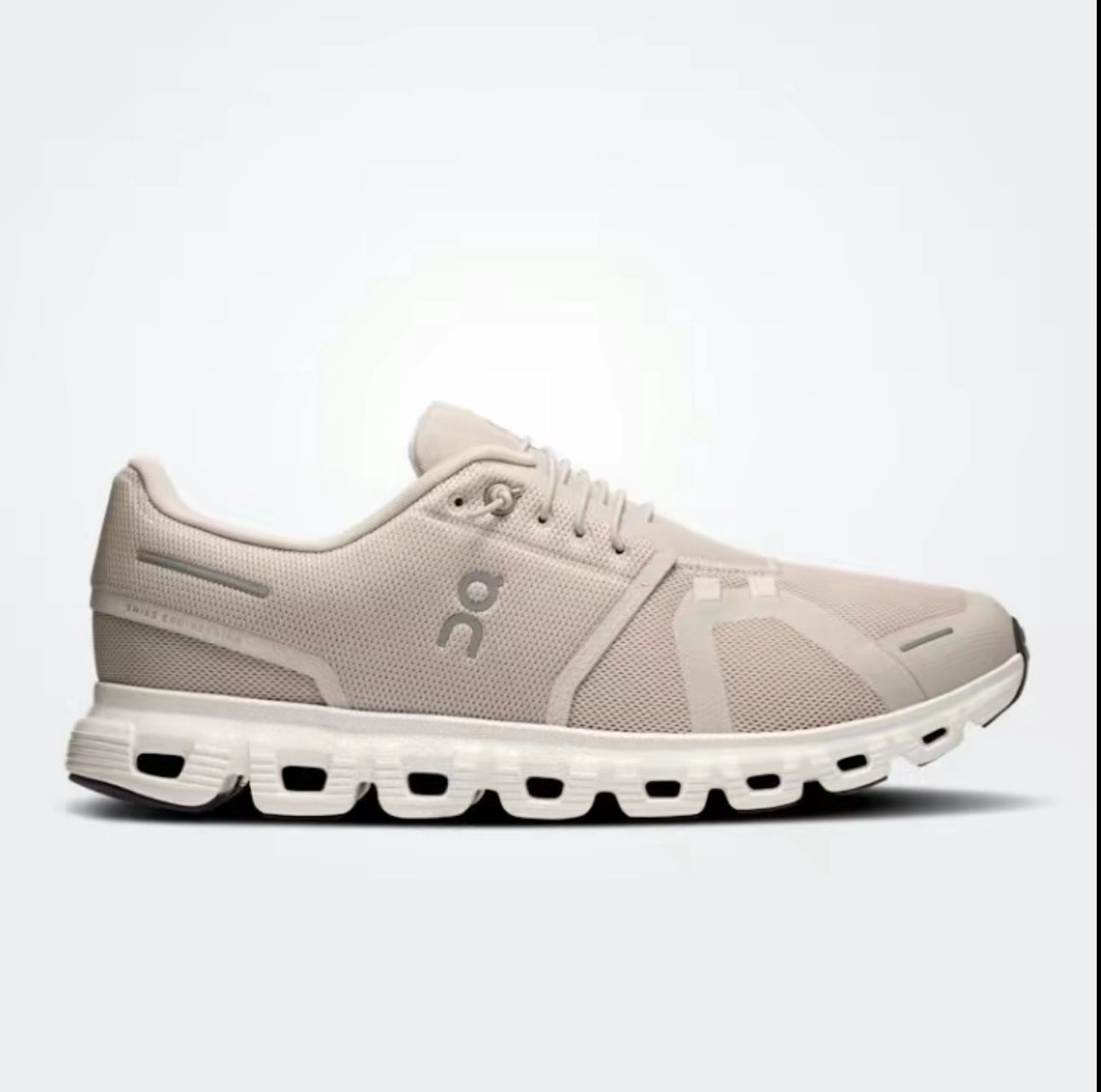 Men On Running Cloud 6 Sneakers Authentic Athletic Shoes with Unique Design and Comfort Features